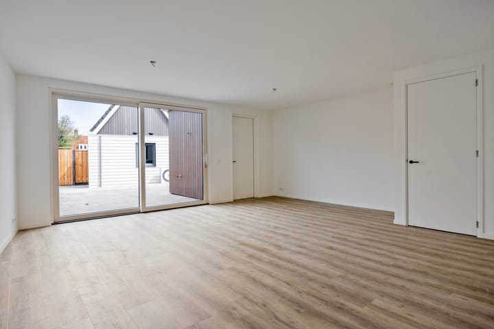 Photo 4 of Zuidstraat 21