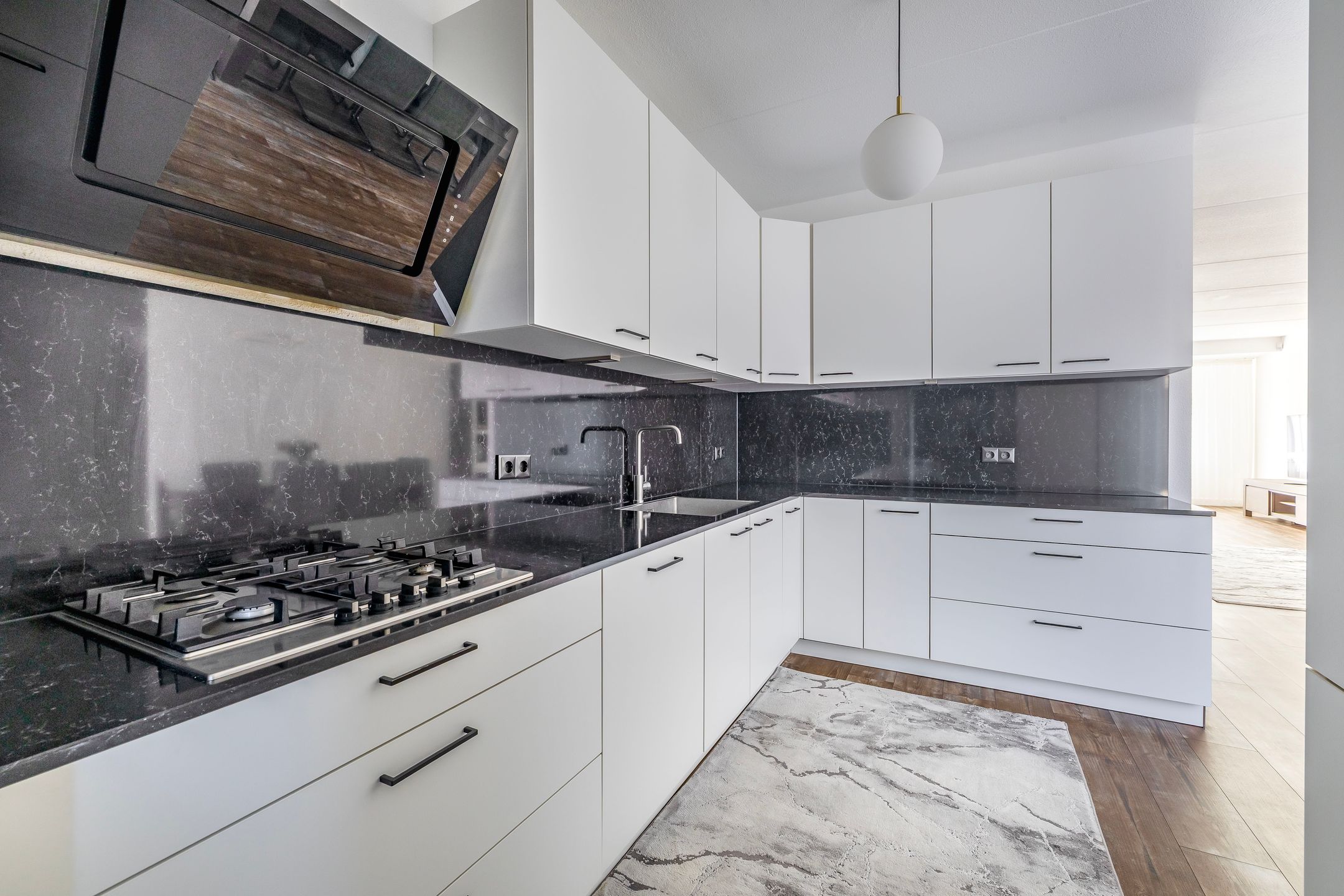 Foto 12 van Couperuslaan 1-F