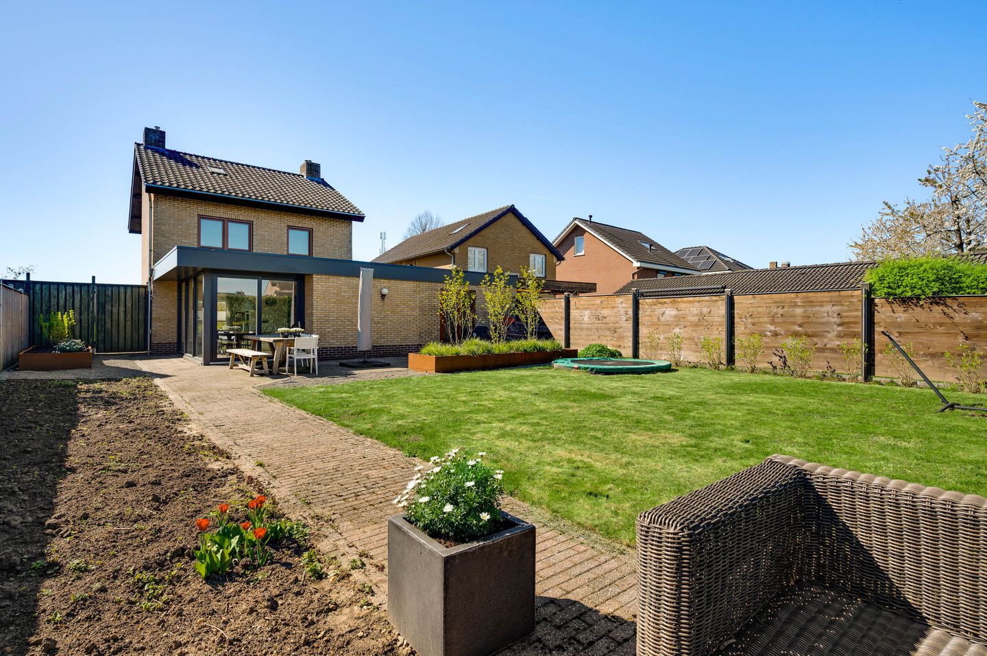 Foto 5 van Rijksweg 25