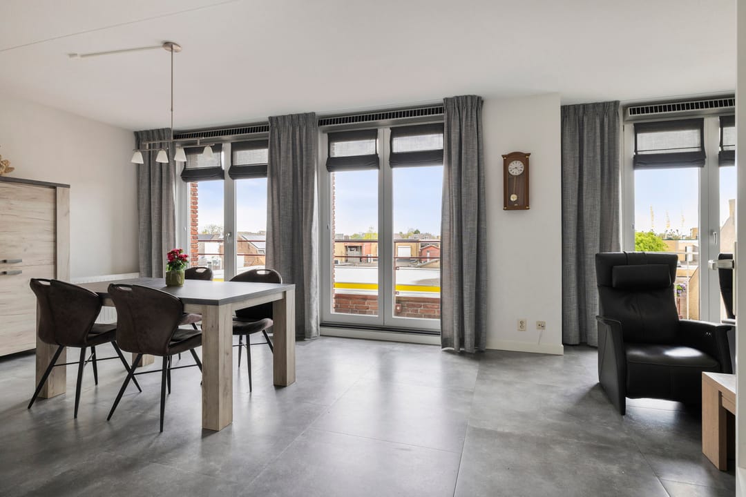 Foto 8 van Valdijk 8-B