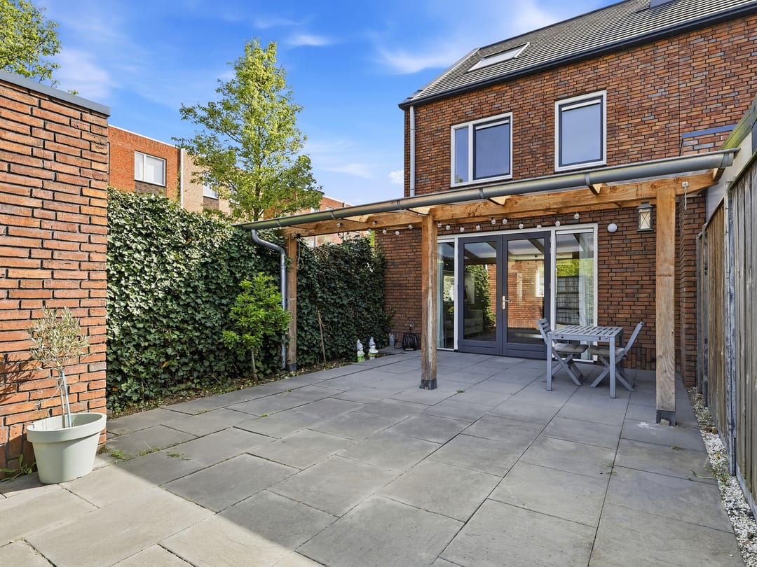 Foto 23 van Tak van Poortvlietstraat 2-A