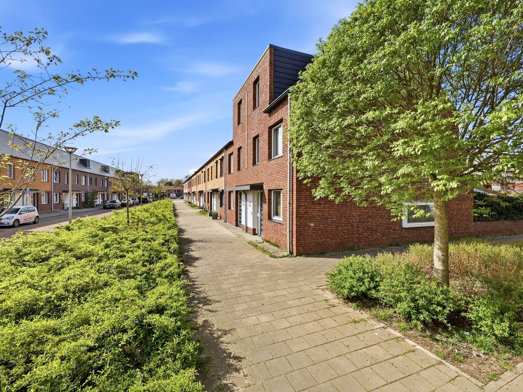 Foto 26 van Tak van Poortvlietstraat 2-A