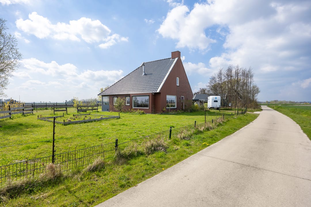 Foto 7 van Meedsterweg 8