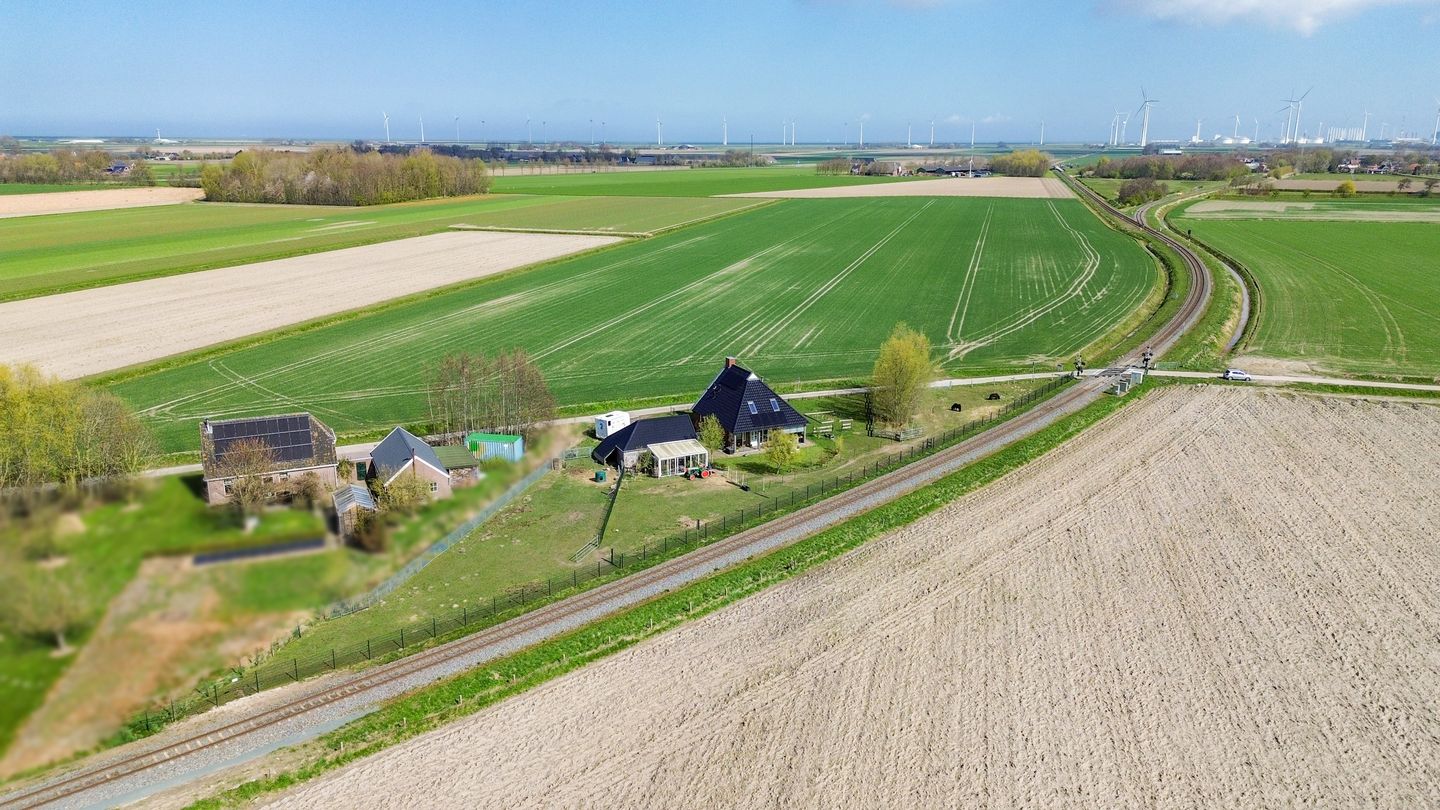 Foto 65 van Meedsterweg 8