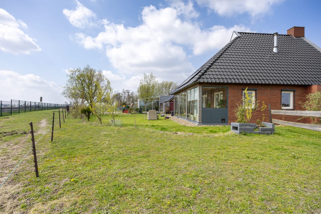 Foto 52 van Meedsterweg 8