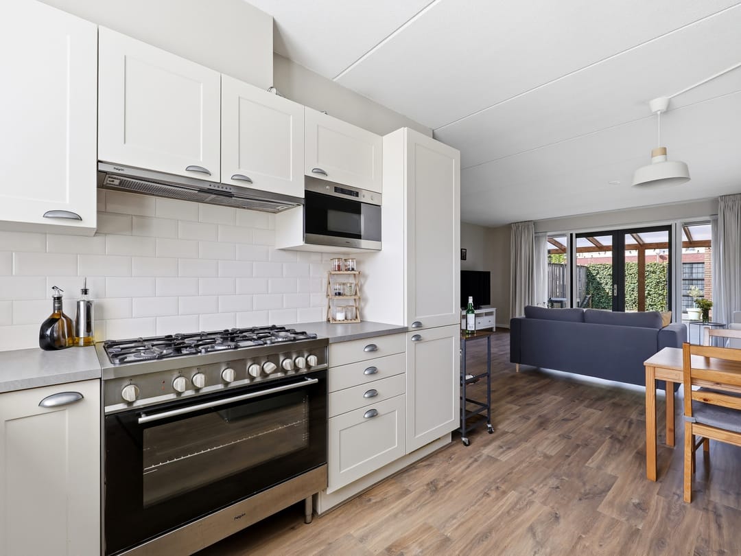 Foto 8 van Tak van Poortvlietstraat 2-A