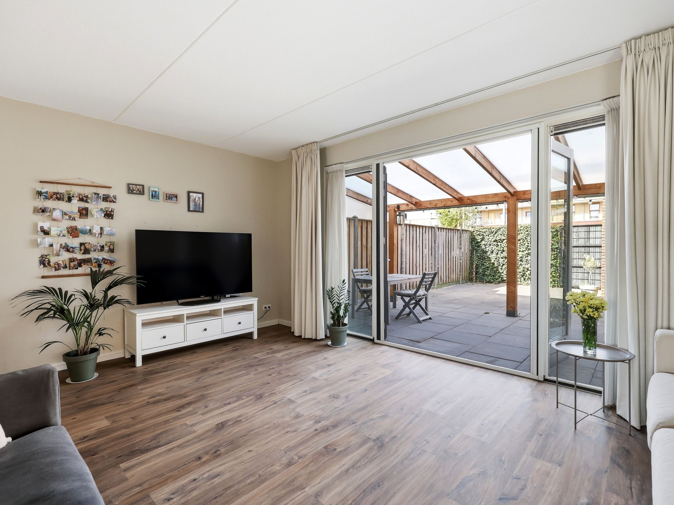 Foto 9 van Tak van Poortvlietstraat 2-A