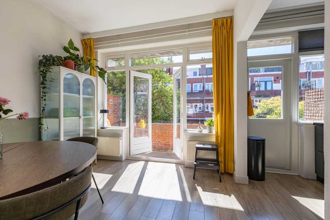 Foto 13 van Helper Brink 49-A