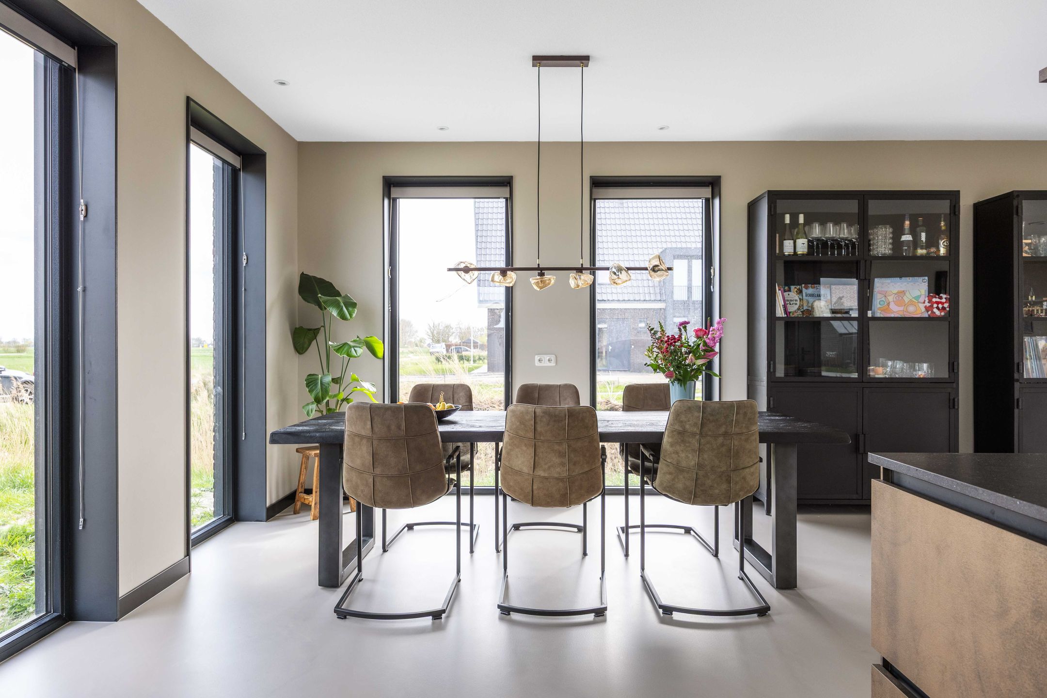 Foto 30 van Waterhoen 8