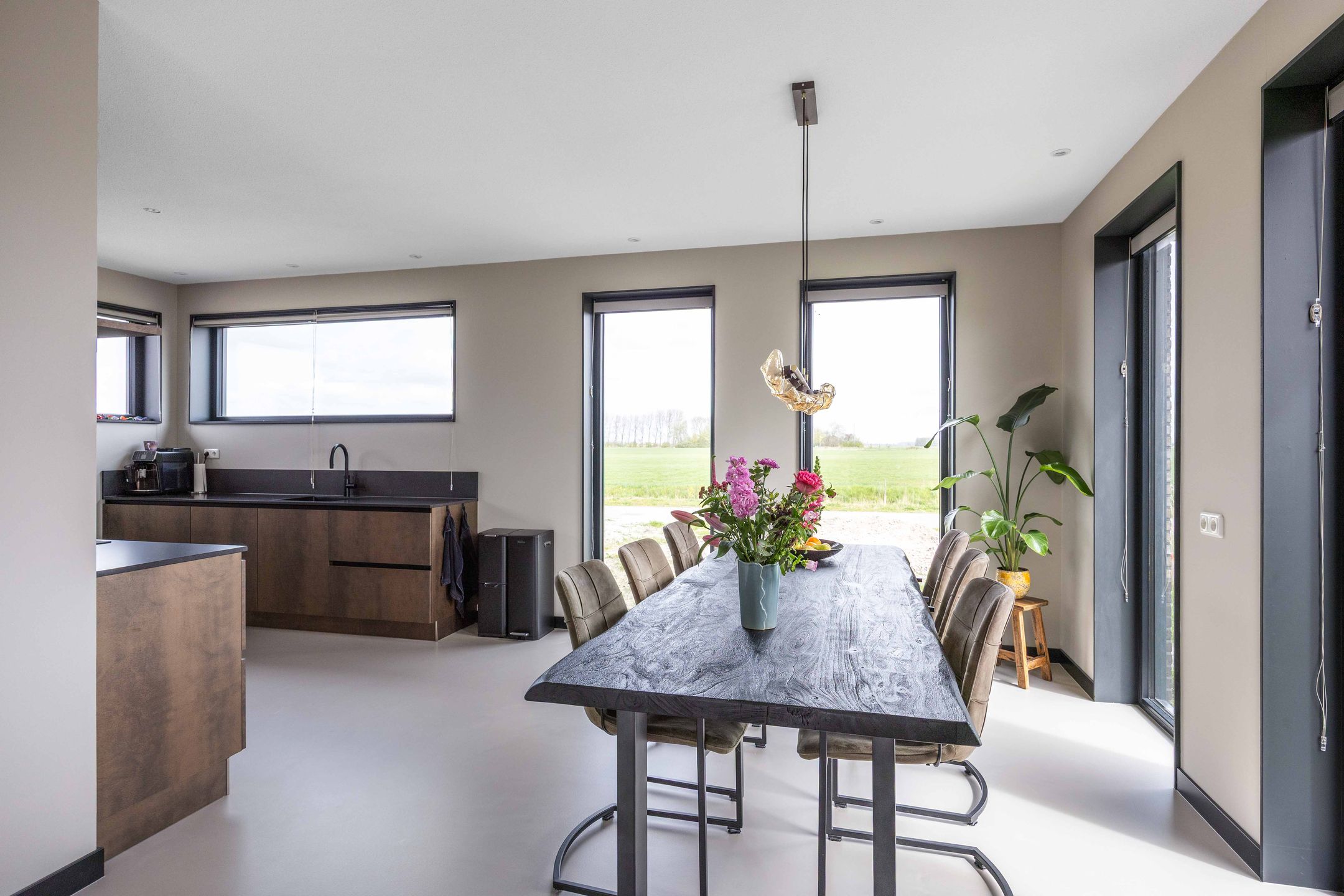 Foto 21 van Waterhoen 8