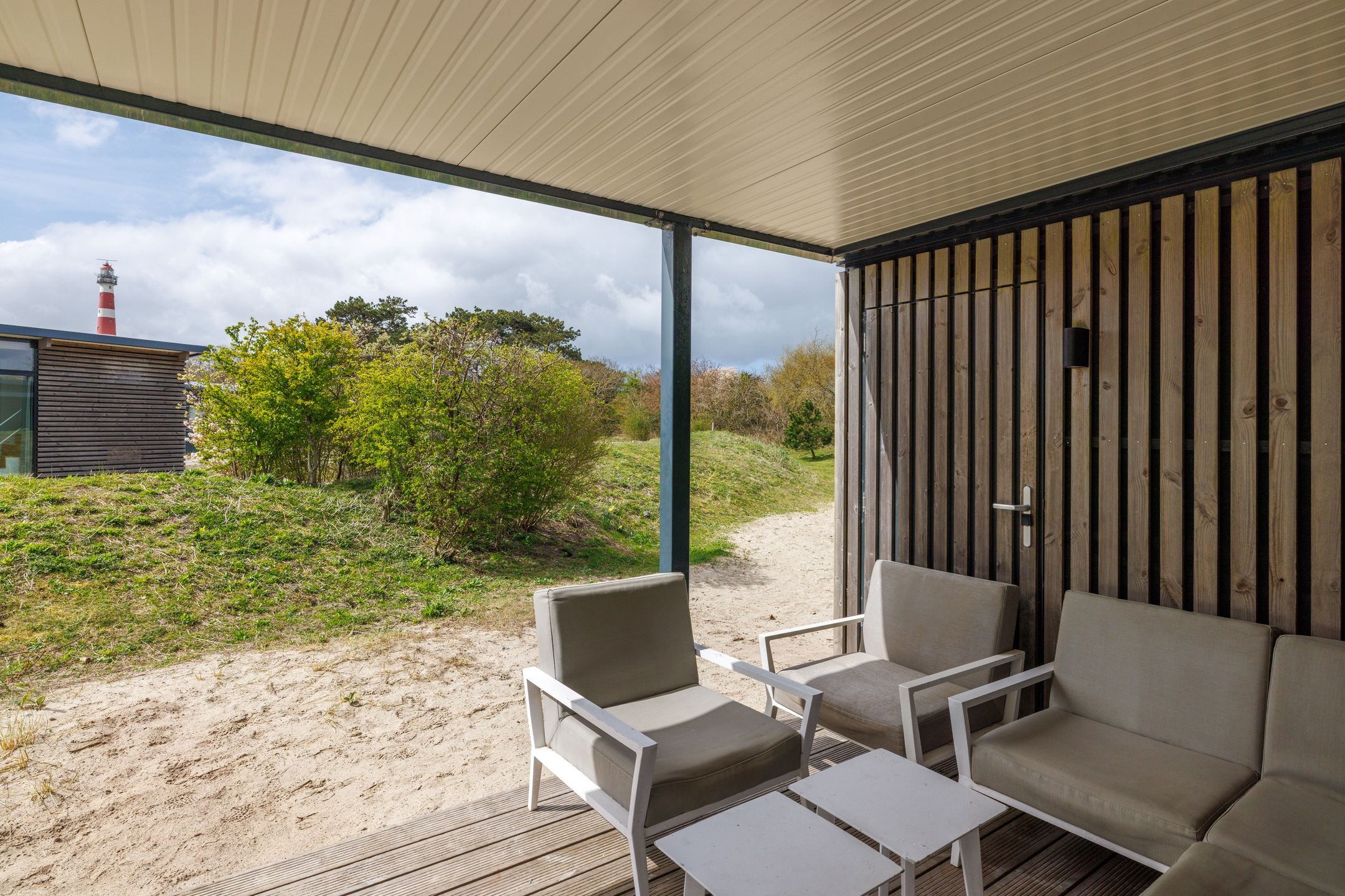 3-bedroom freehold villa in Hollum — photo 3 of 5