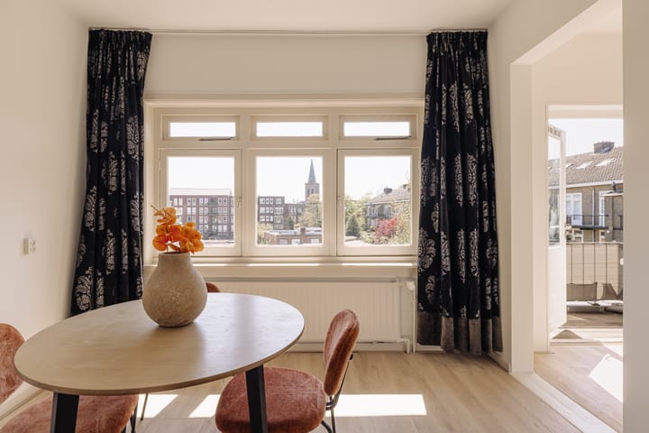 Albertus Perksteeg 1-B main image