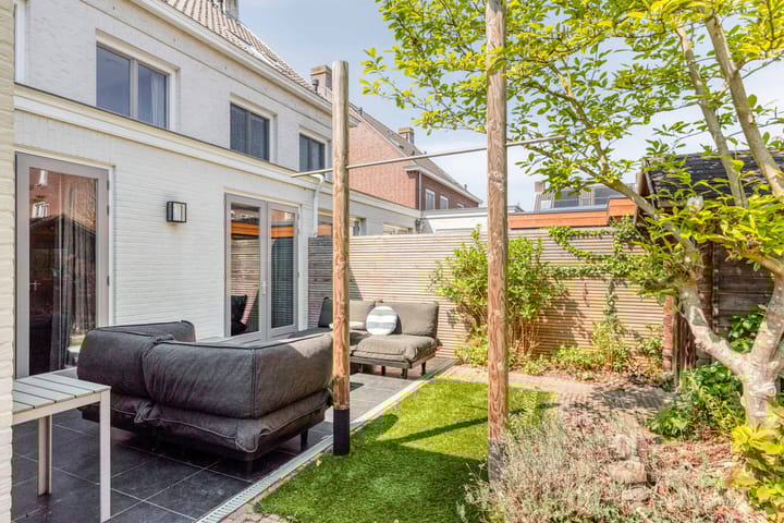 Photo 4 of 't Leemsveld 9