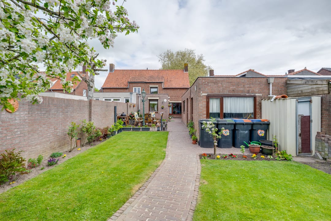 Foto 38 van Van Heeswijkstraat 12