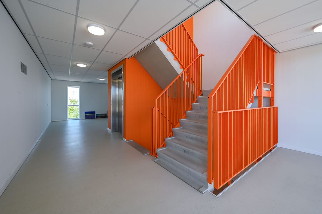 Modern Energy-Efficient Apartment with Water Views in Zeewolde — 17