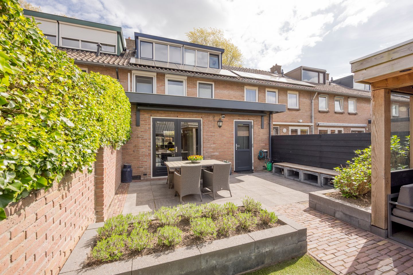 Foto 34 van Meerveldlaan 10