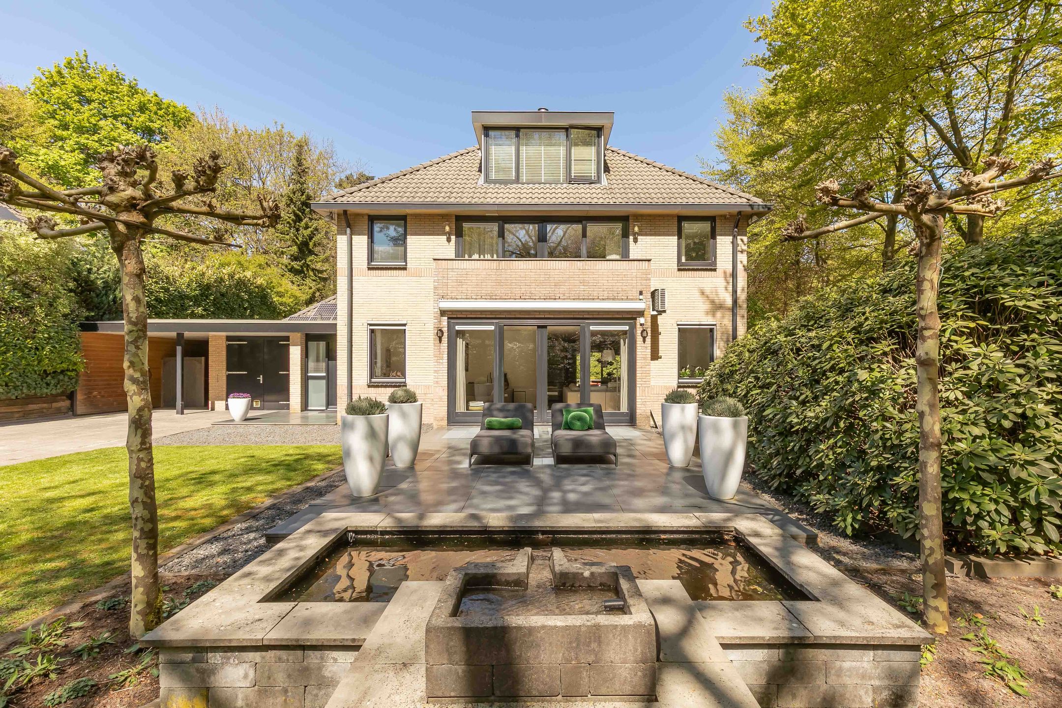 Foto 33 van van Lyndenlaan 10