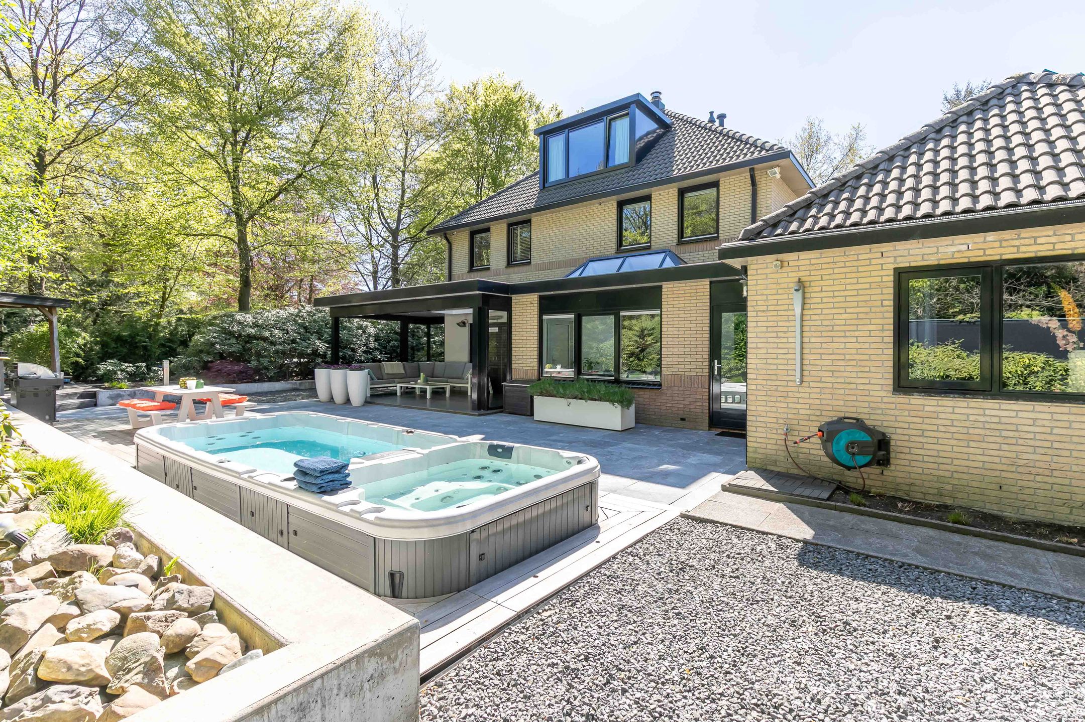 Foto 30 van van Lyndenlaan 10