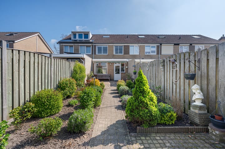 Photo 4 of Koninginnelaan 25