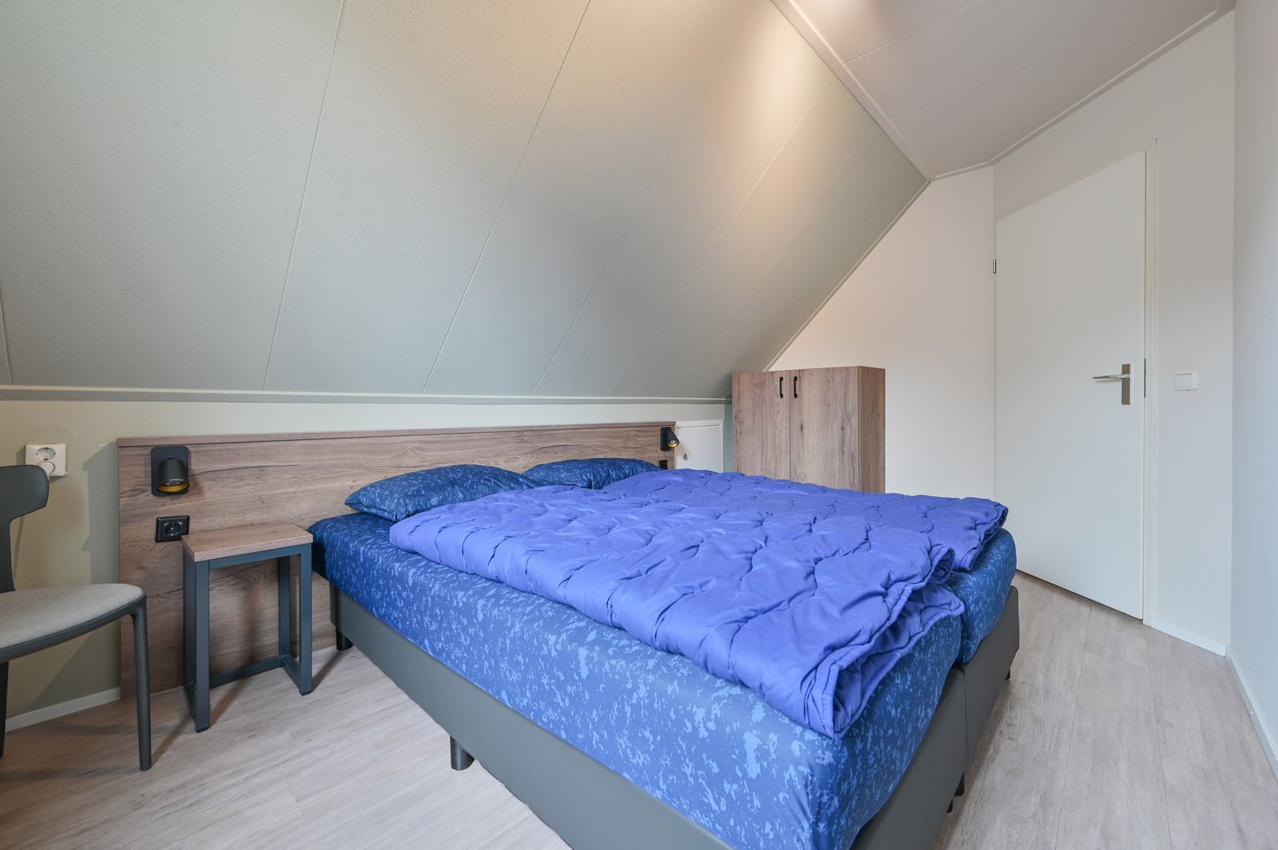 Photo 19 of Valkenlaan 26-A126A