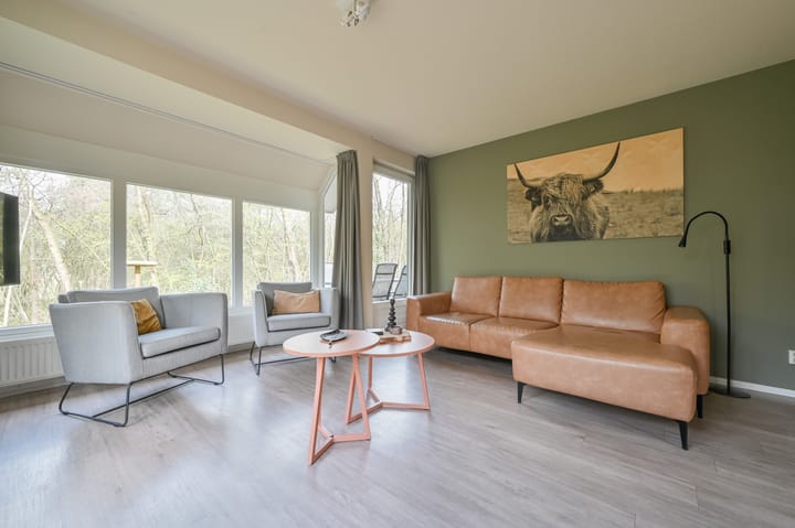 Foto 3 van Valkenlaan 26-126A