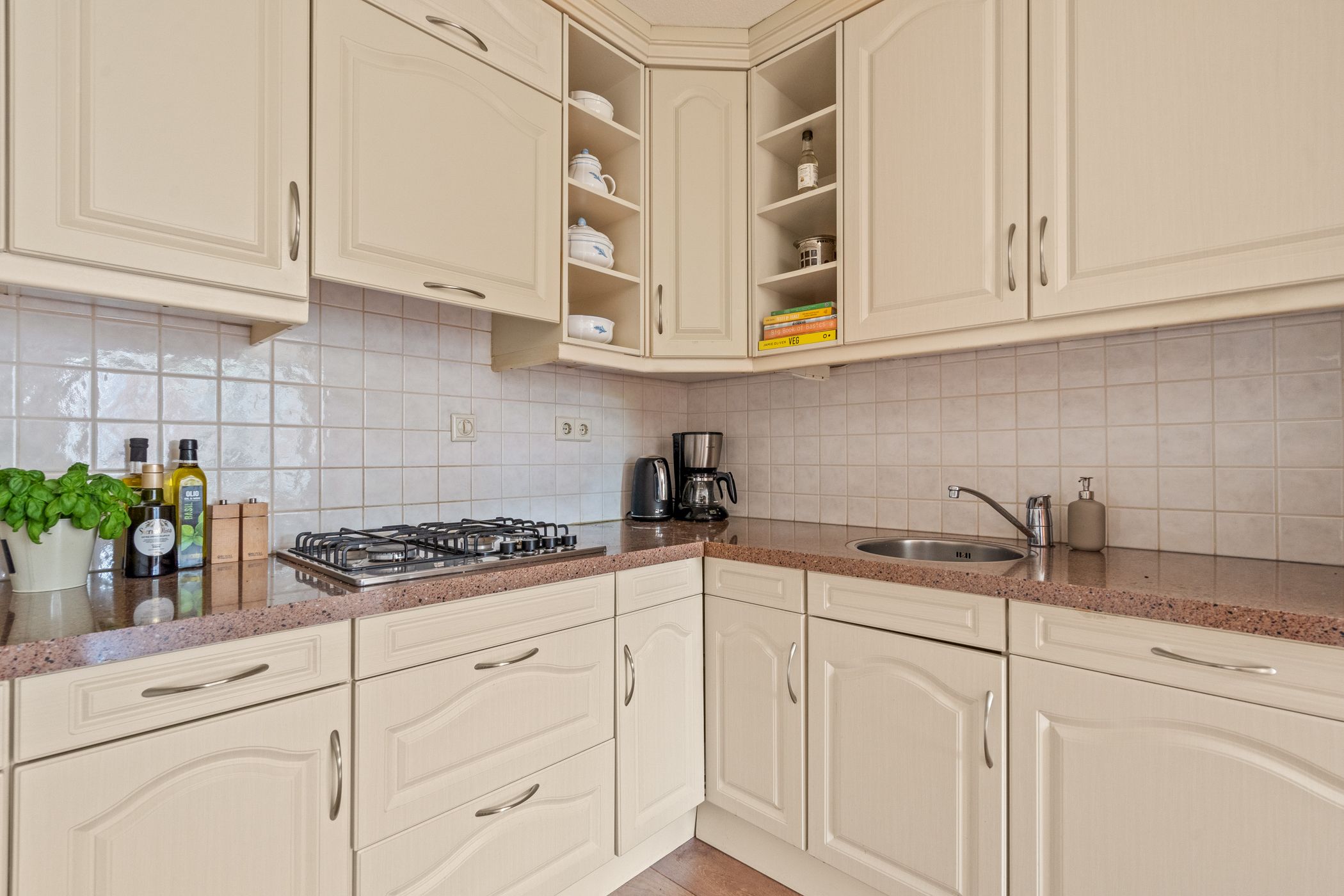 Photo 18 of Van der Glashof 8