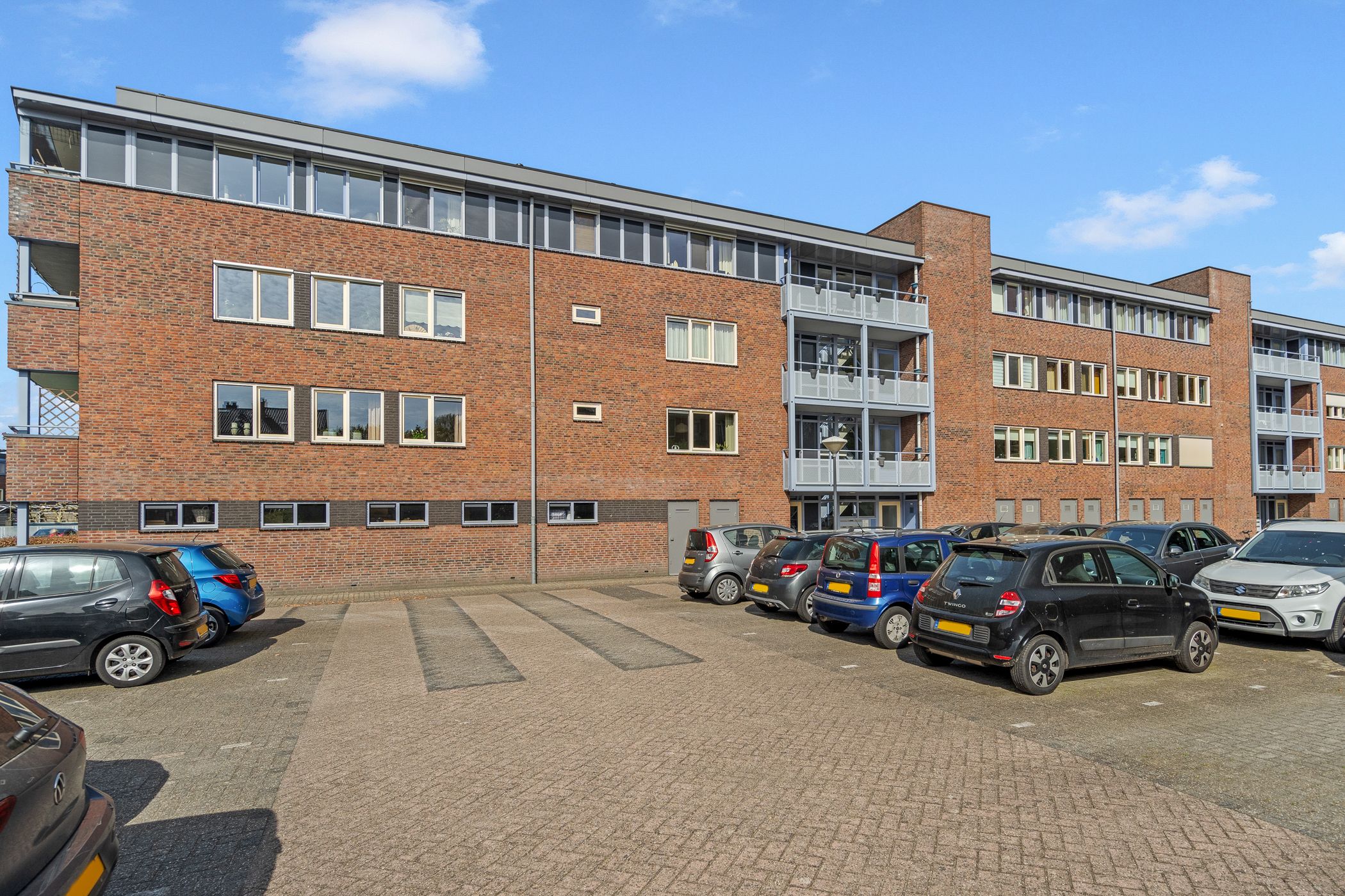 Photo 33 of Van der Glashof 8