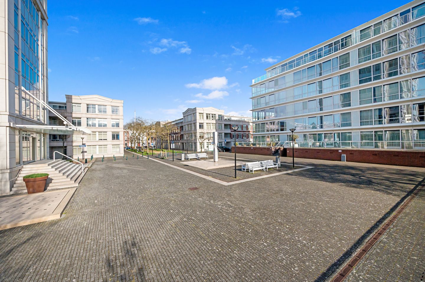 Foto 10 van Burgemeester De Monchyplein 48