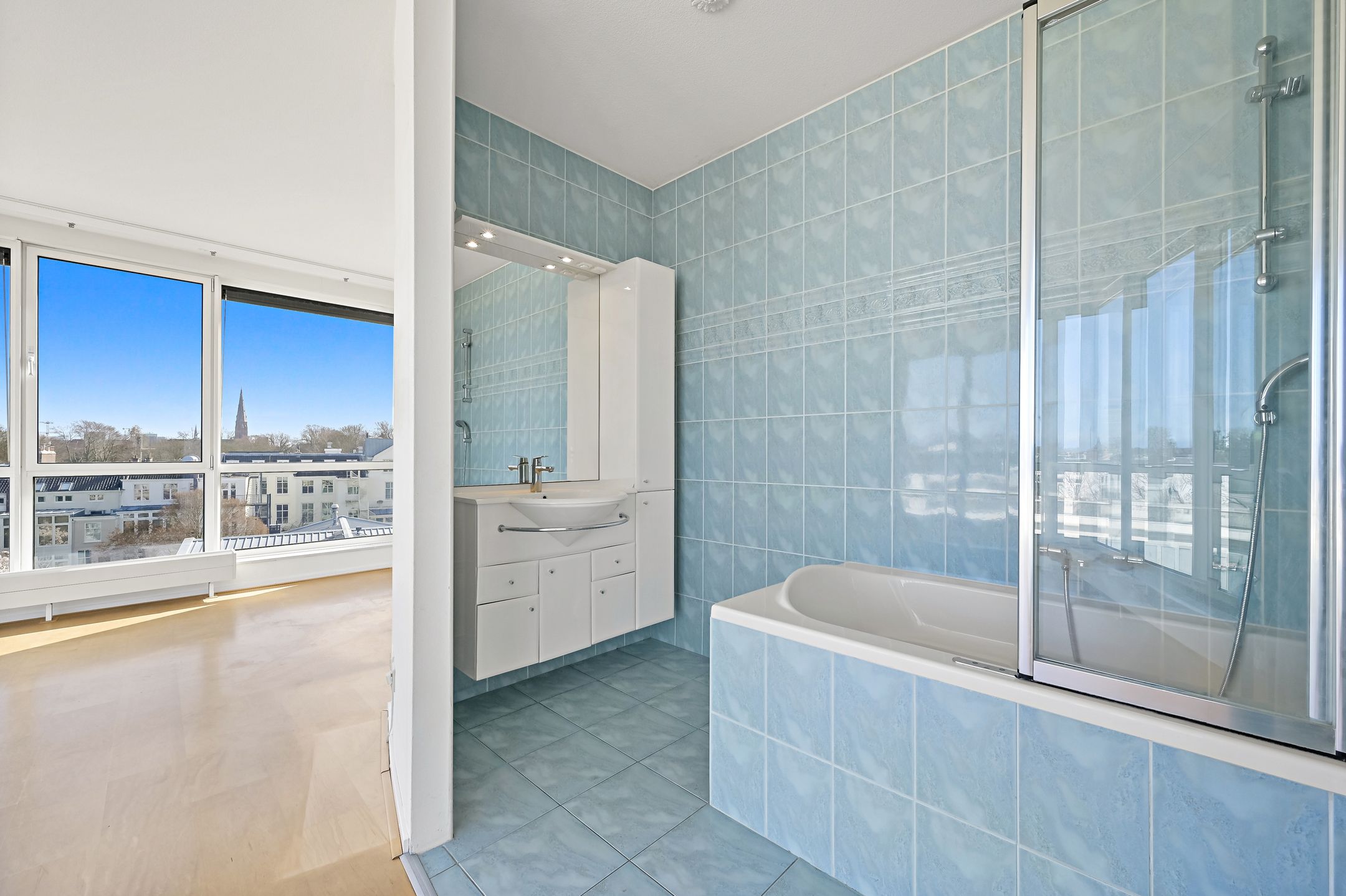 Foto 30 van Burgemeester De Monchyplein 48