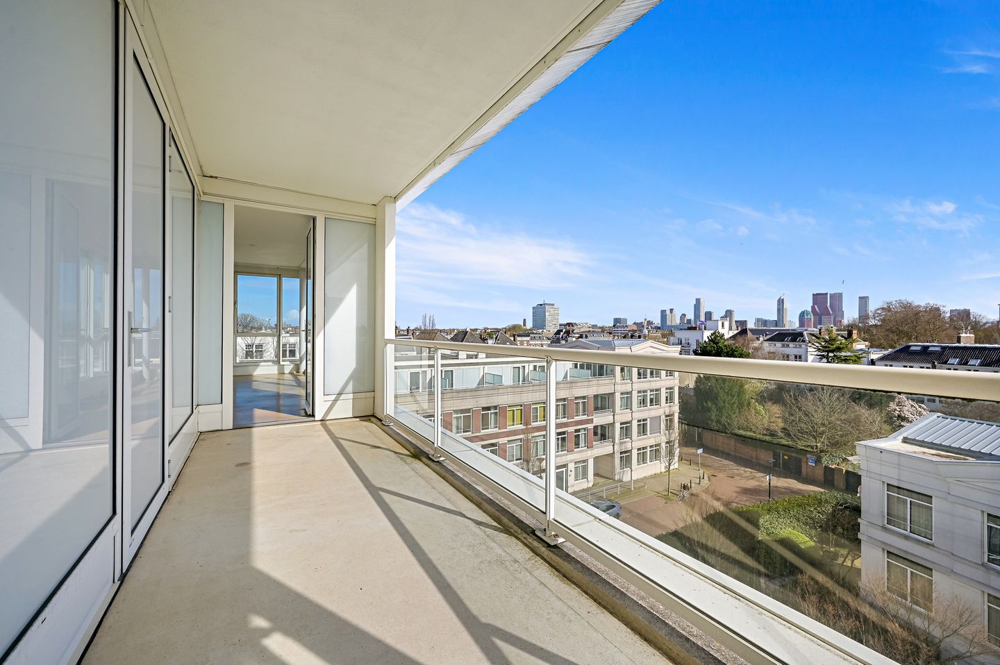 Foto 34 van Burgemeester De Monchyplein 48