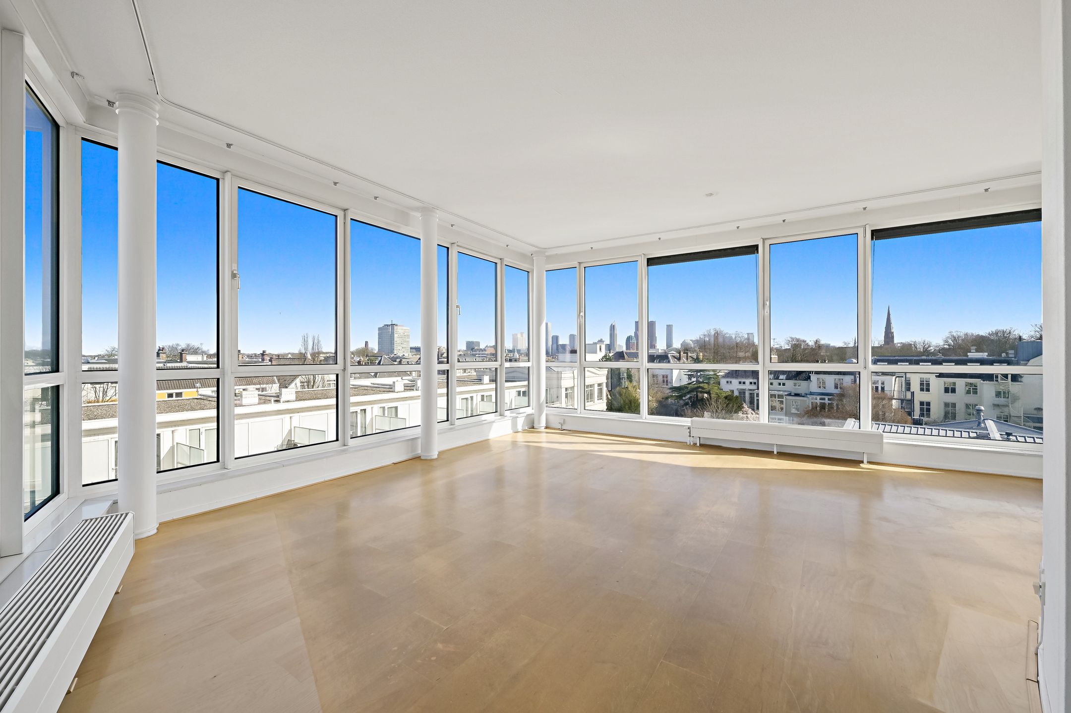 Foto 27 van Burgemeester De Monchyplein 48