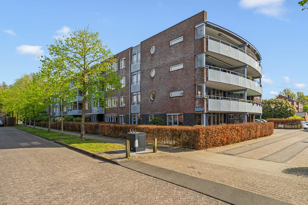 Photo 1 of Van der Glashof 8