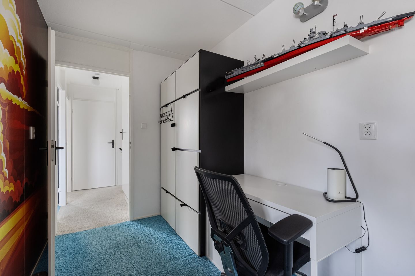 Garden-oriented family living in a spacious home in De Drait — 25