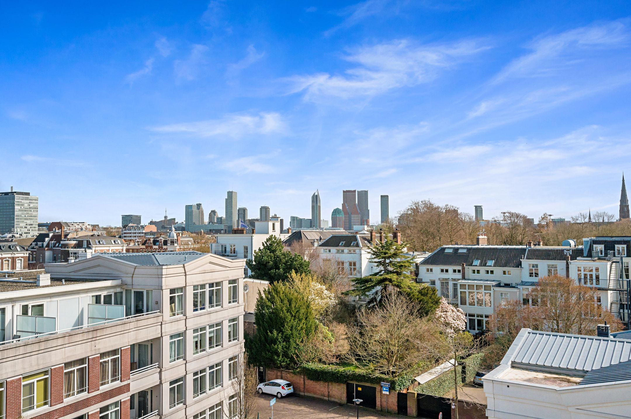 Foto 36 van Burgemeester De Monchyplein 48