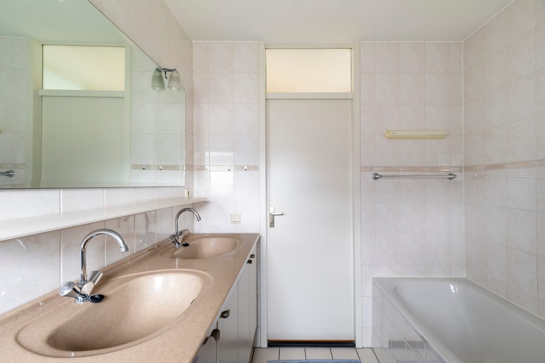 Photo 28 of Verona 24