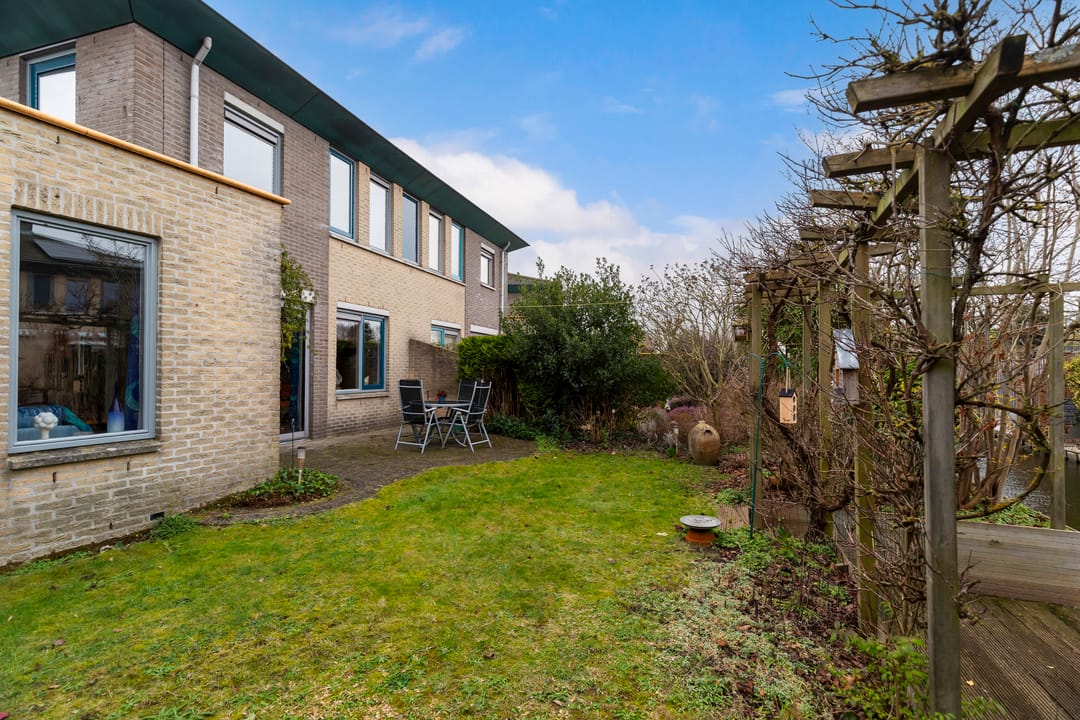 Photo 38 of Verona 24