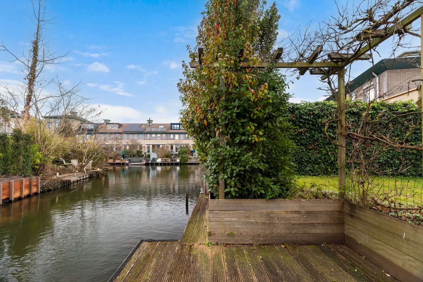 Photo 40 of Verona 24