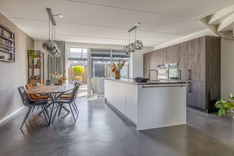 Dwinger 12 secondary image