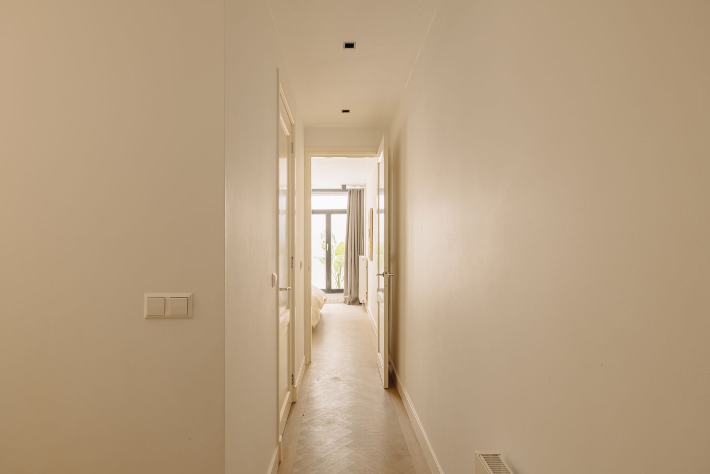 Photo 25 of Sint Willibrordusstraat 61-H