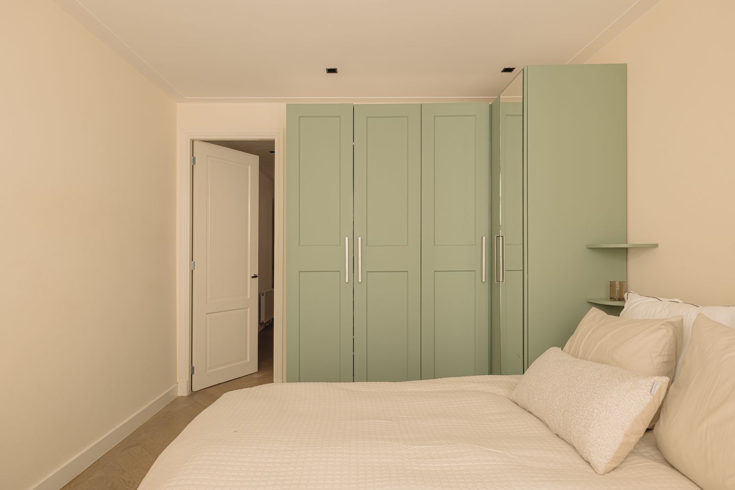 Photo 34 of Sint Willibrordusstraat 61-H