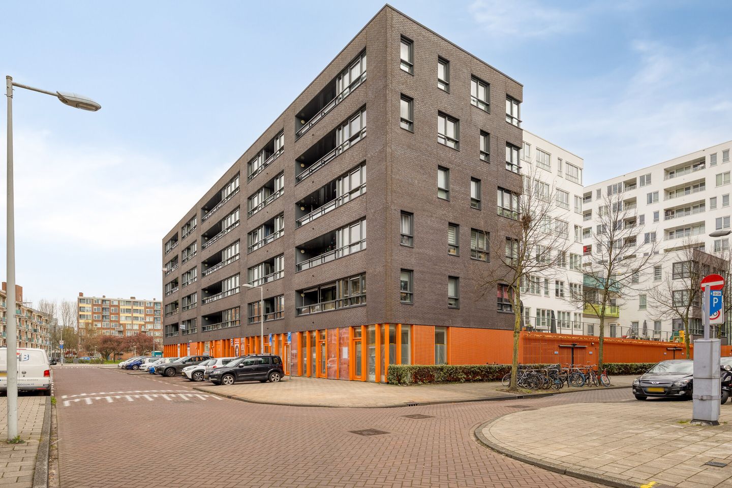 Foto 20 van Derkinderenstraat 160