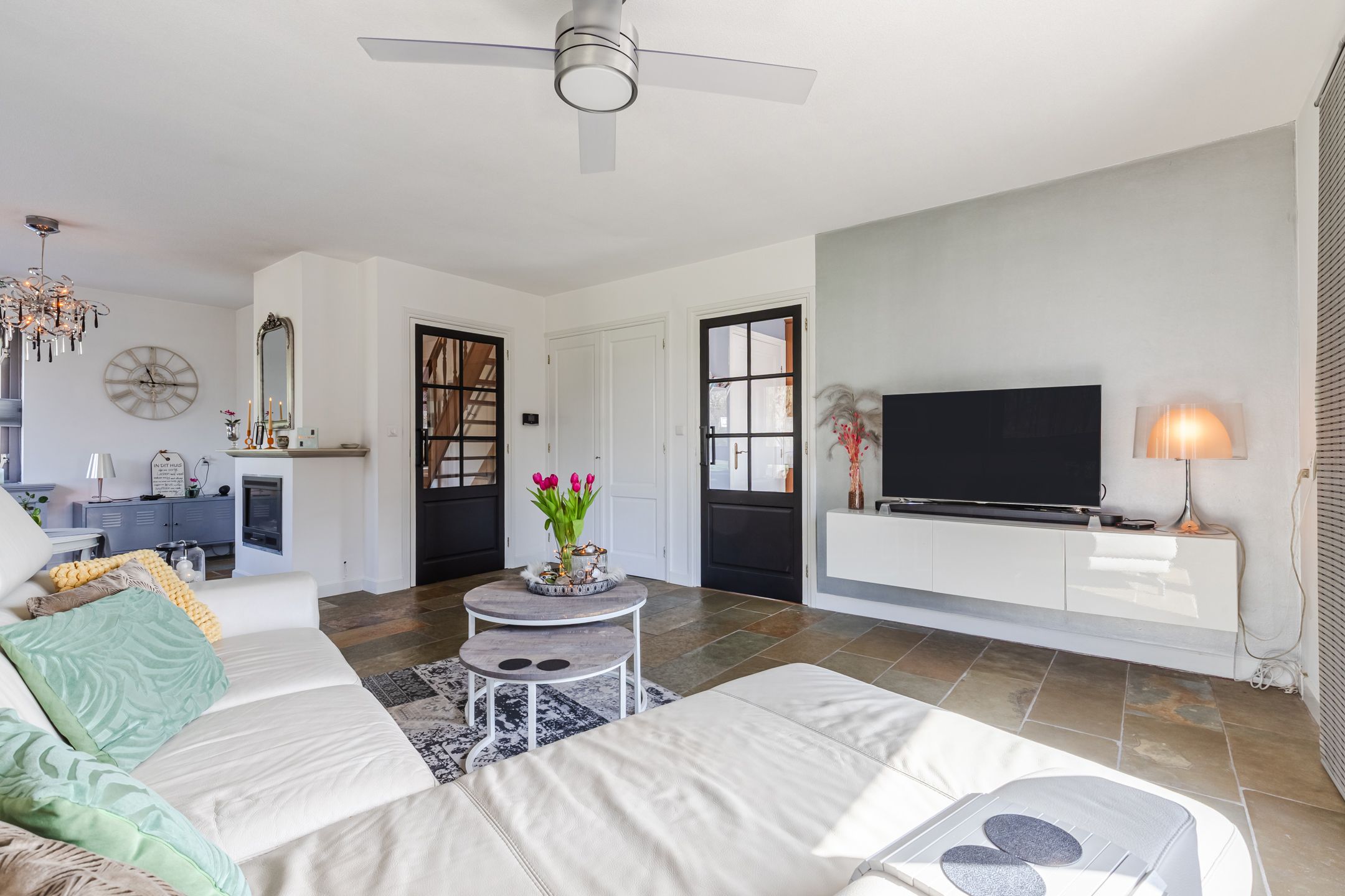 Foto 18 van Walnoot 2