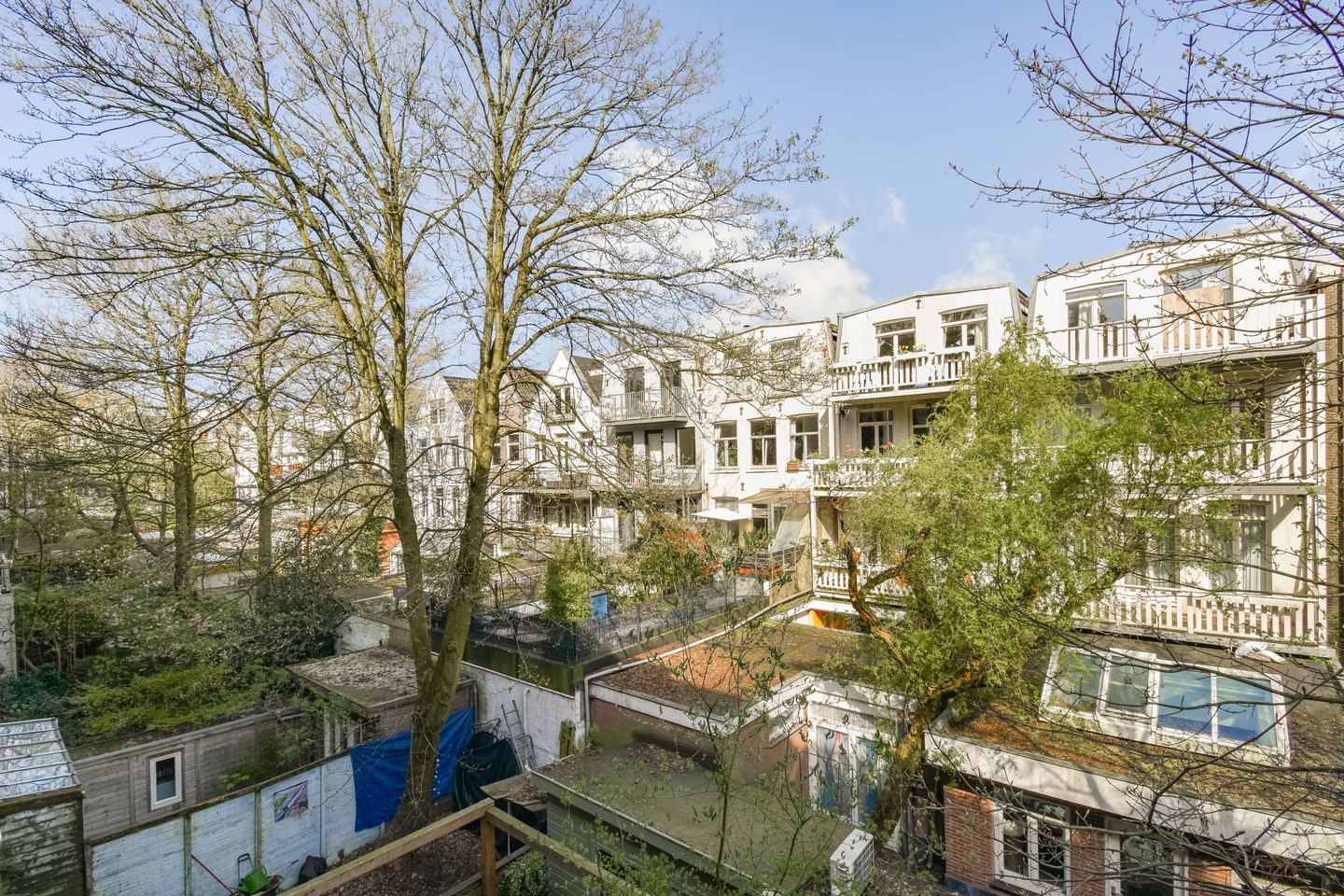 Charming Apartment with Spacious Balcony in De Pijp on Freehold Land — 19