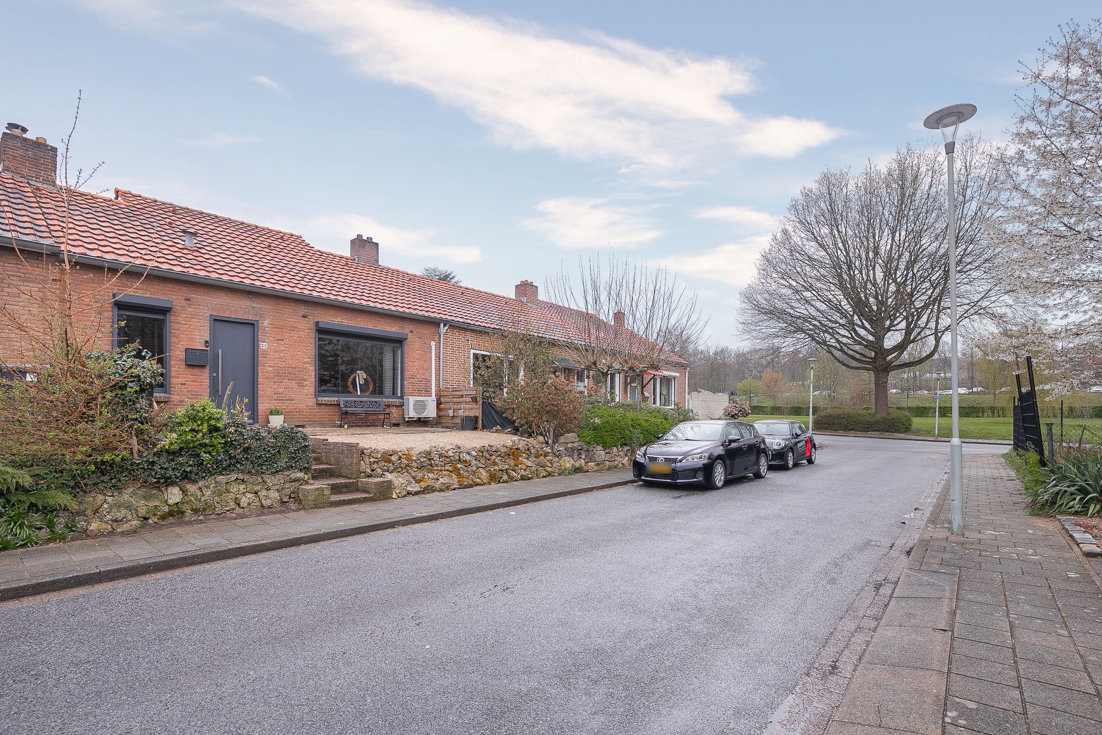 Foto 15 van Leeuwerikstraat 35