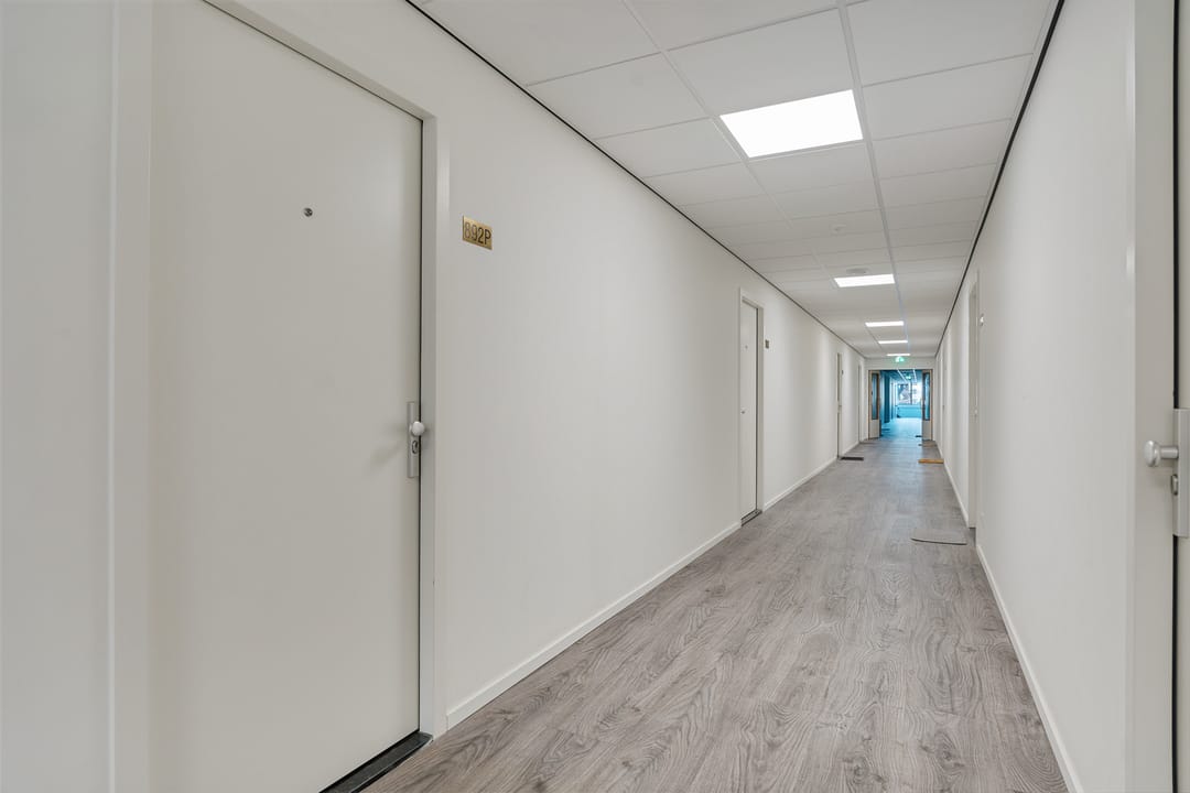 Photo 13 of Fascinatio Boulevard 892-P