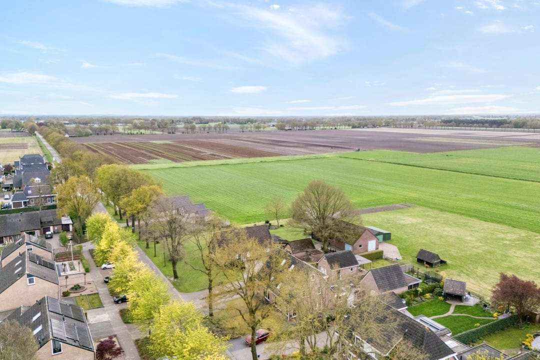 Foto 43 van Horstra's wijk 37-B