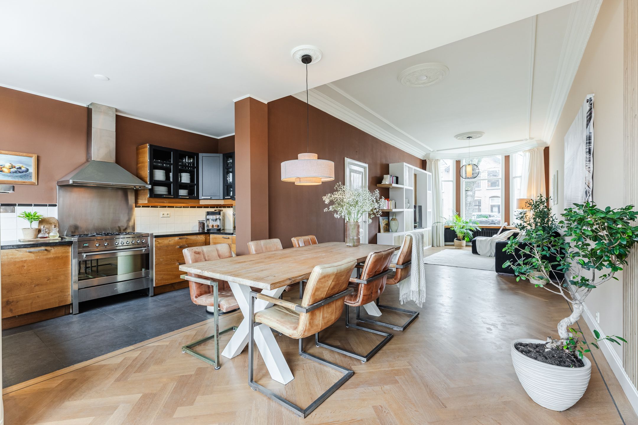 Foto 15 van Kennemerstraatweg 158