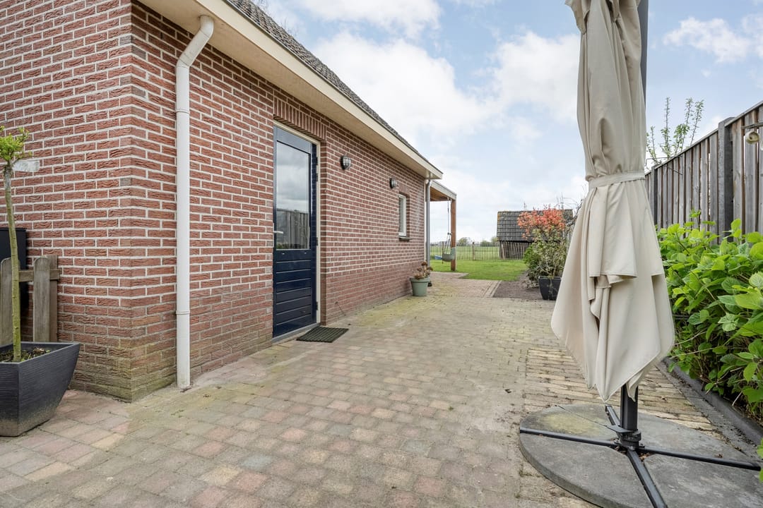 Foto 32 van Horstra's wijk 37-B