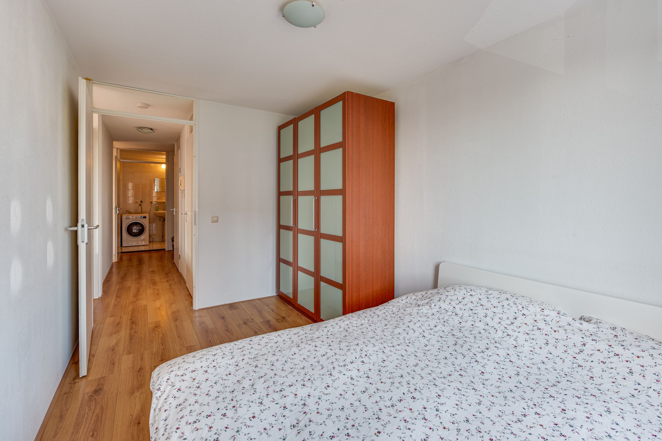 Foto 15 van Zenderstraat 100