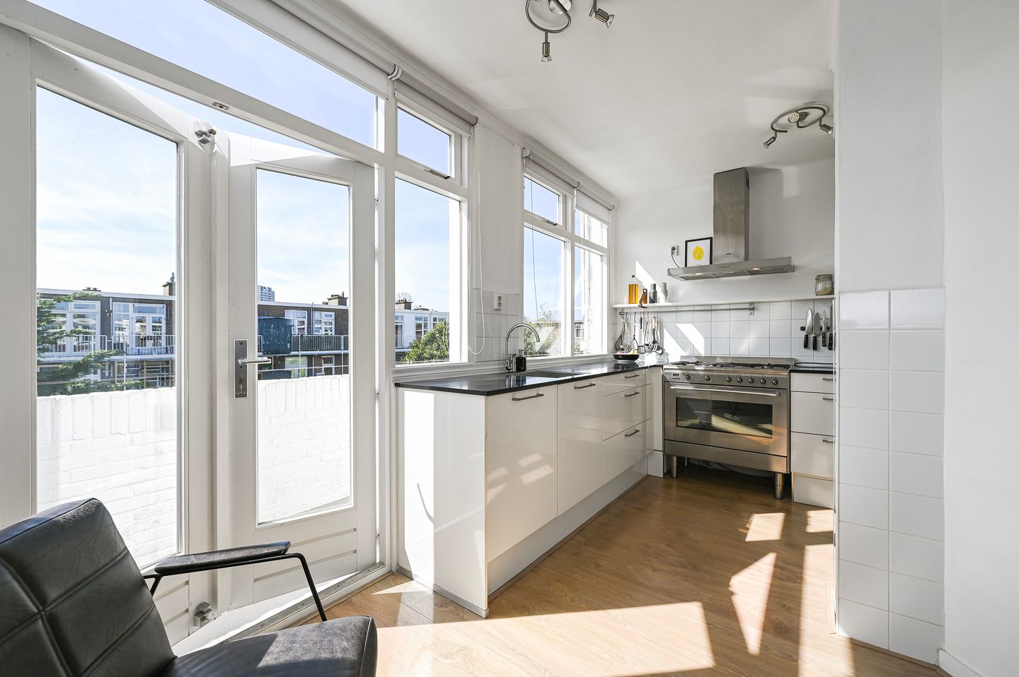 Foto 20 van van Gaesbekestraat 65